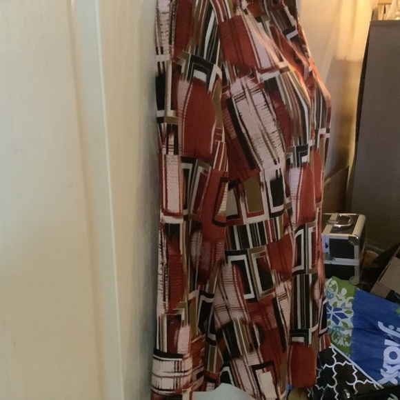 Button down shirt long sleeve size L 93% polyester 7% spandex - Picture 2 of 3